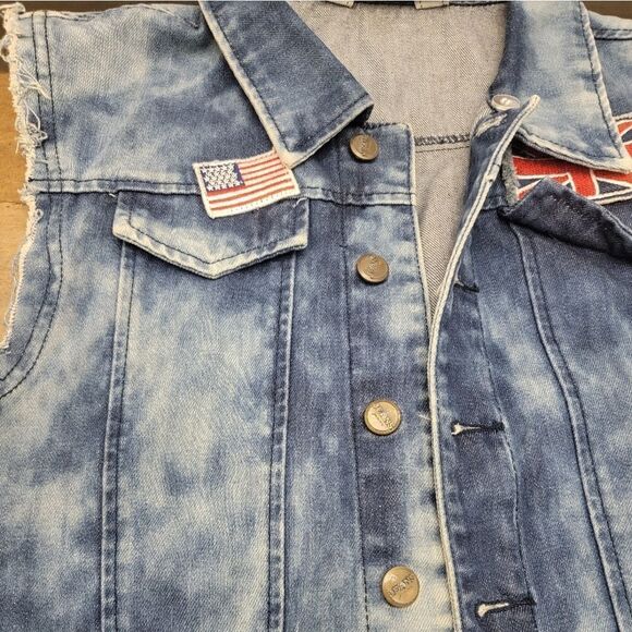 PUZZLE Jeans Vest Jacket Sleeveless Button Up Distressed Patched Women's Size L - Picture 2 of 8